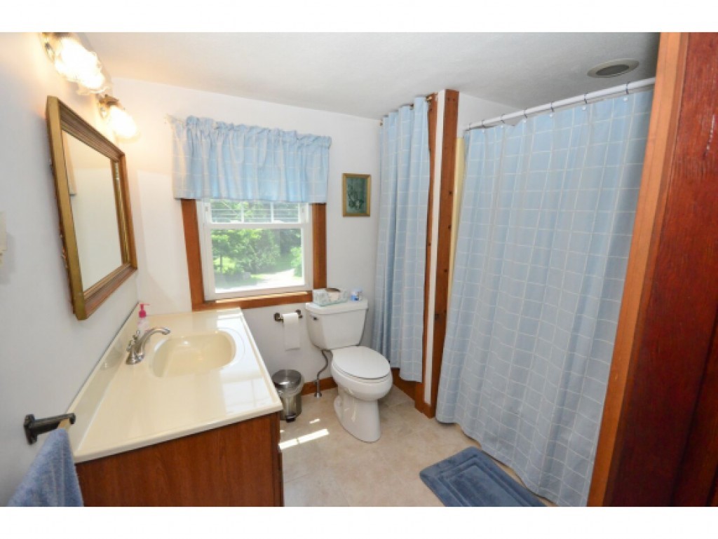 250 East Road Hampstead, NH 03841 - Photo 20 of 28