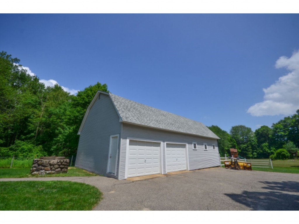 250 East Road Hampstead, NH 03841 - Photo 21 of 28