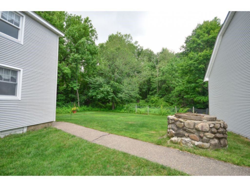 250 East Road Hampstead, NH 03841 - Photo 23 of 28