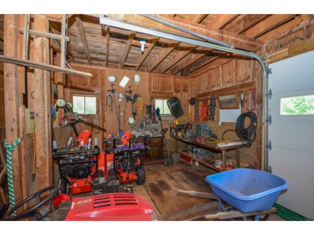 250 East Road Hampstead, NH 03841 - Photo 26 of 28