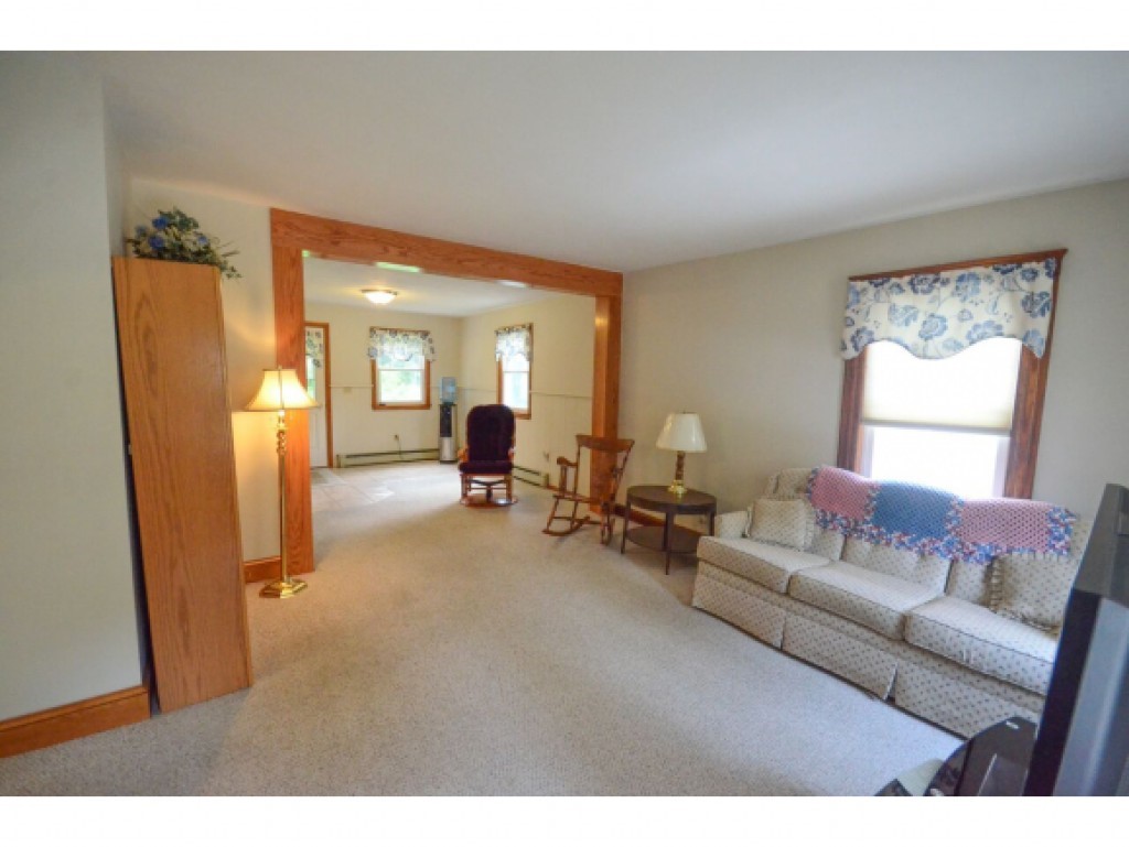 250 East Road Hampstead, NH 03841 - Photo 10 of 28