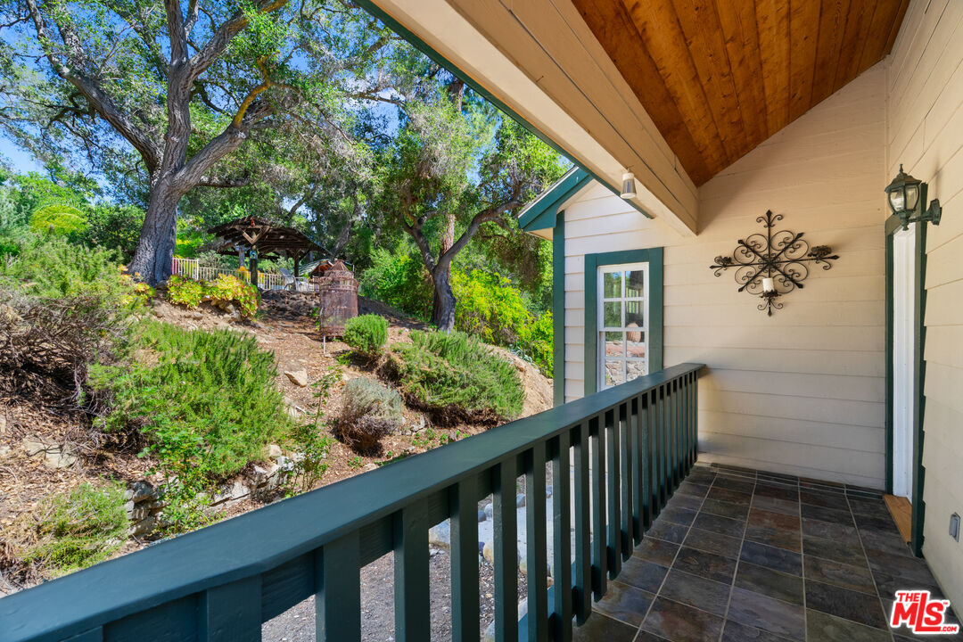 20912 Fontaine Road Topanga, CA 90290 - Photo 48 of 52 a view of a garden from a balcony