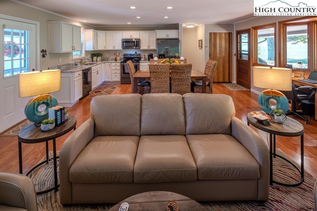 154 Pine Ridge Loop Newland, NC 28657 - Photo 17 of 50 Gallery Image 17