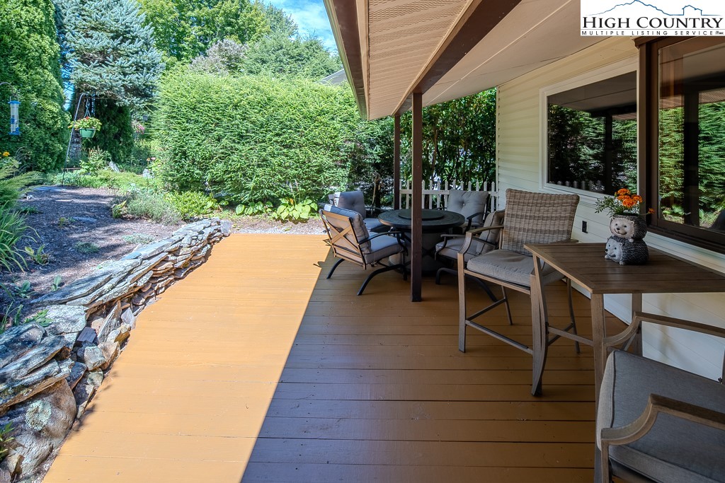 154 Pine Ridge Loop Newland, NC 28657 - Photo 32 of 50 Gallery Image 32