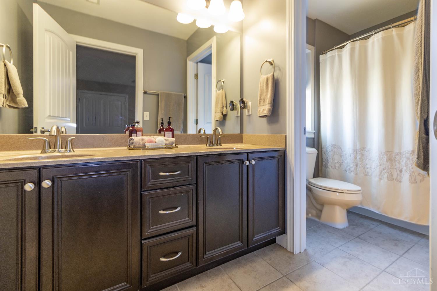 880 Sunrise Ridge Court Maineville, OH 45039 - Photo 27 of 54