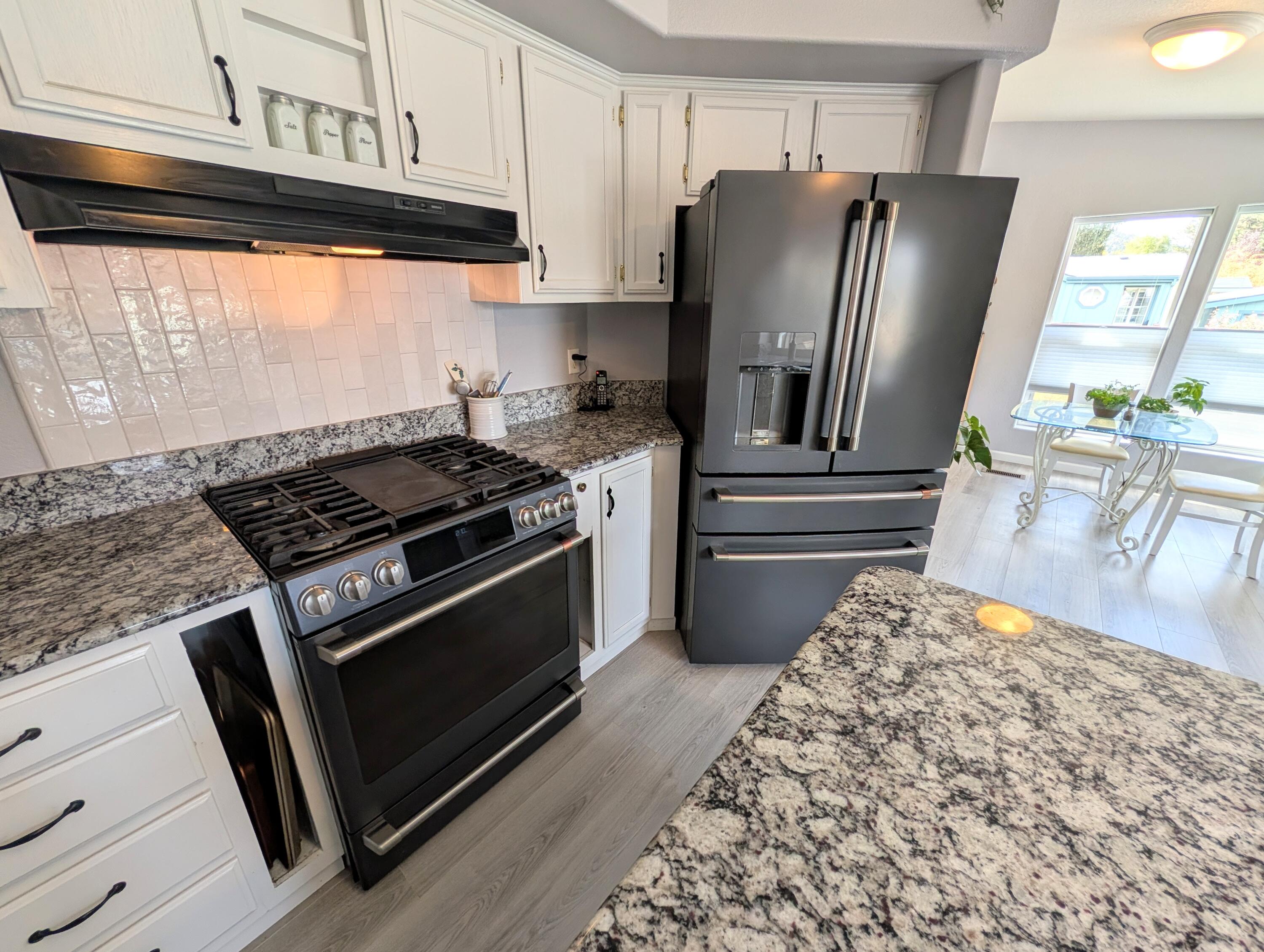 1188 Northeast 27th Street, Unit 71 Bend, OR 97701 - Photo 7 of 28