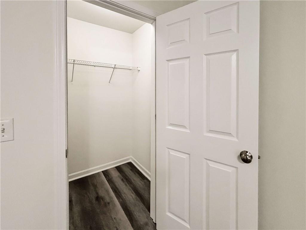 1400 Stonehaven Circle, Unit 1406 Cartersville, GA 30121 - Photo 11 of 21 a view of a closet