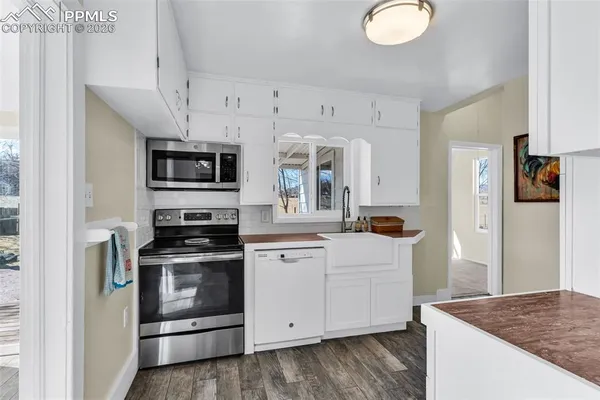 $629,000 | 1537 Willow Street, Canon City, CO 81212