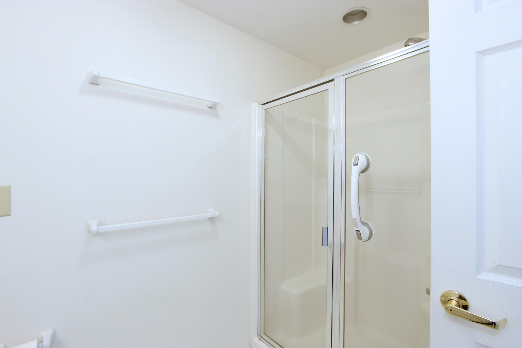 18 West Road, Unit 307 Orleans, MA 02653 - Photo 20 of 35 a bathroom with a shower