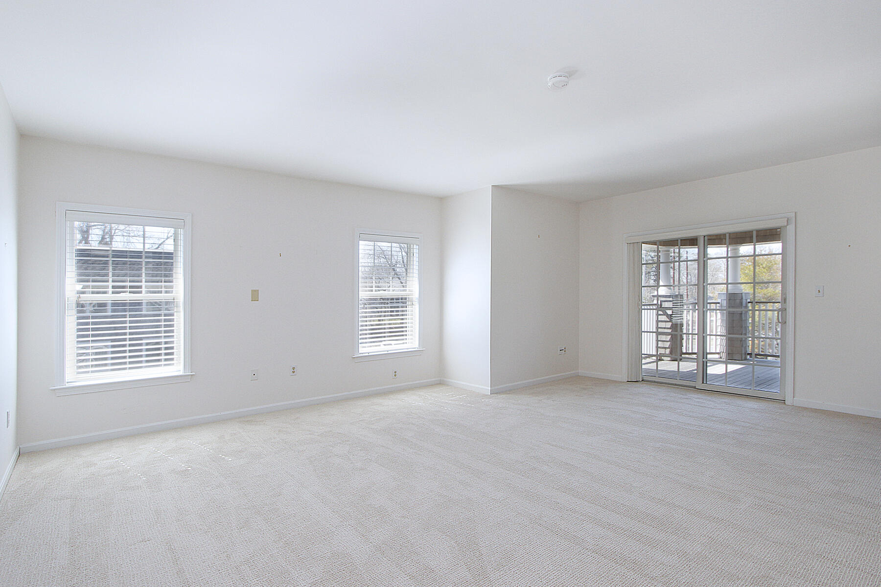 18 West Road, Unit 307 Orleans, MA 02653 - Photo 6 of 35 a view of an empty room with a window