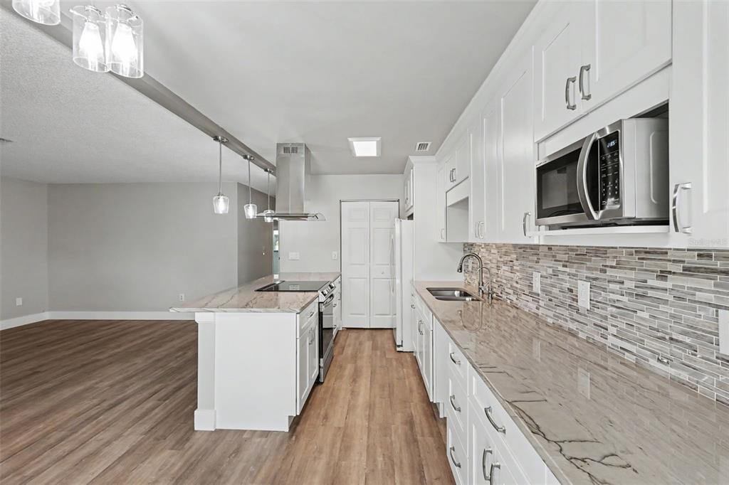 1502 16th Circle Southeast, Unit 28 Largo, FL 33771 - Photo 12 of 48