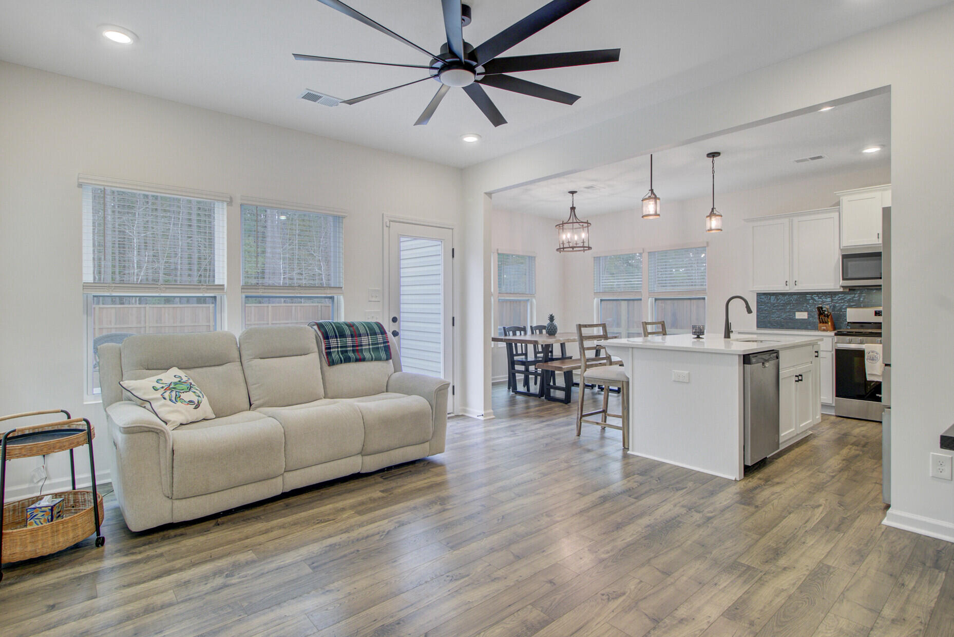 193 Surfbird Road Summerville, SC 29486 - Photo 2 of 64 08_8_mls