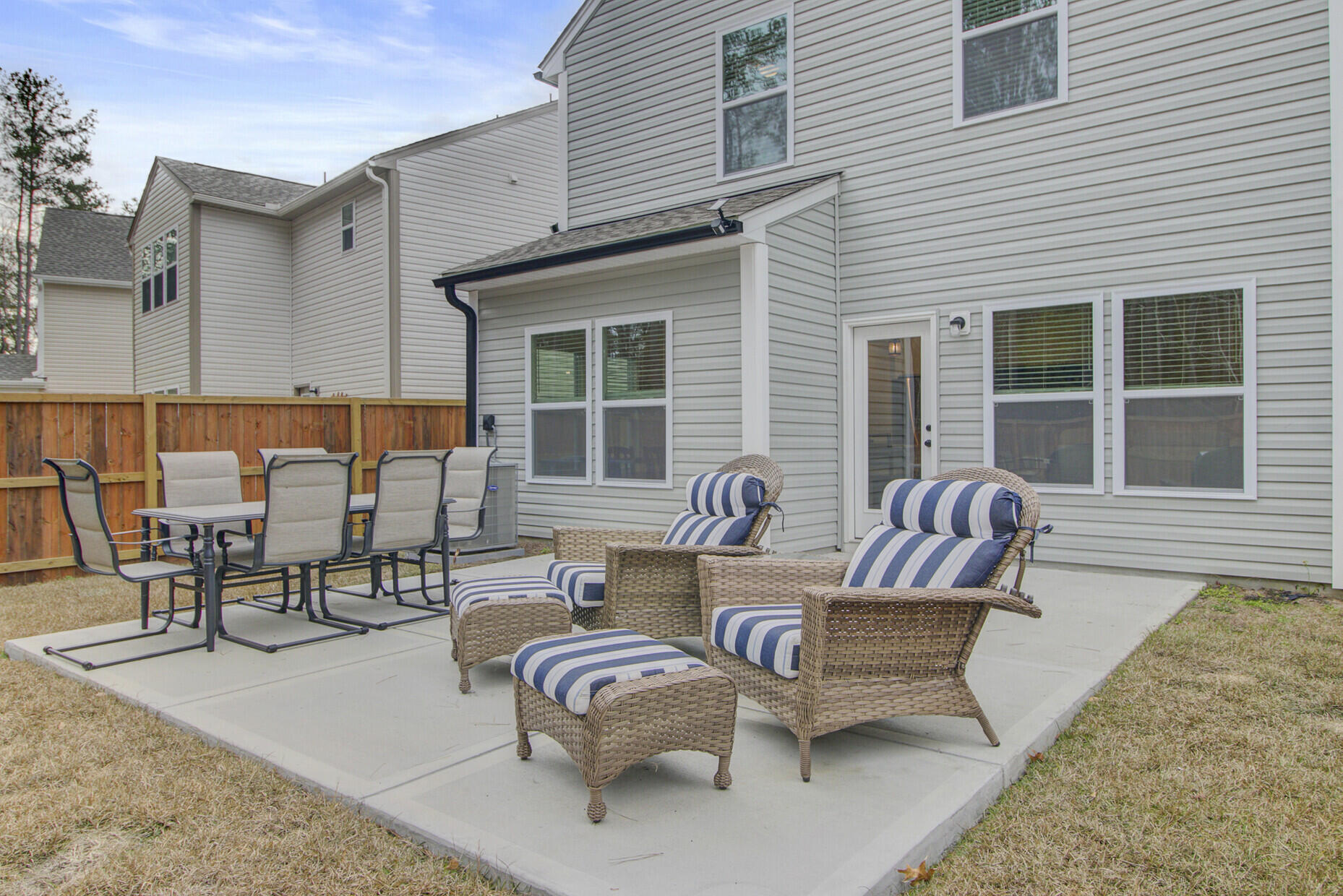 193 Surfbird Road Summerville, SC 29486 - Photo 6 of 64 19_19_mls