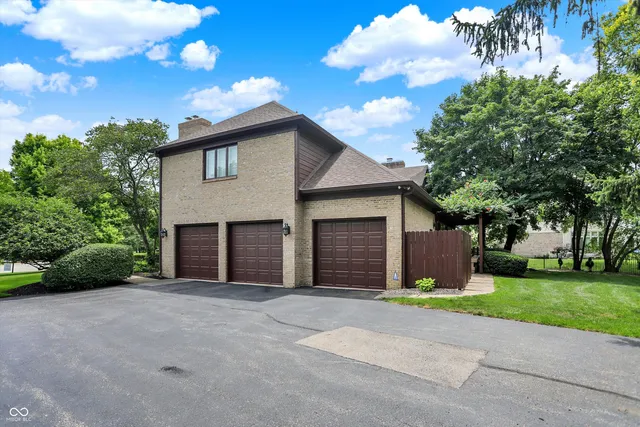 $915,000 | 12899 Brighton Avenue, Carmel, IN 46032