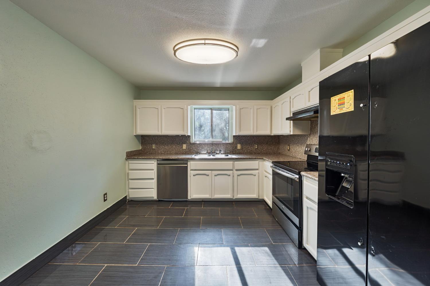 135 Beaver Road Palermo, CA 95966 - Photo 5 of 42 Gallery Image 5