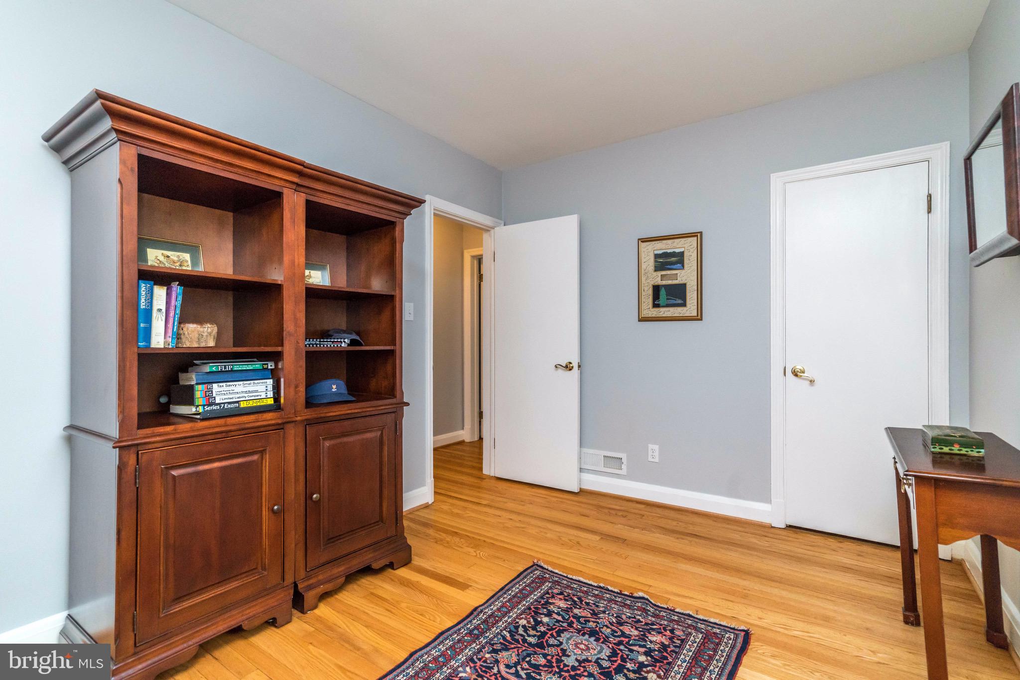 407 Range Road Towson, MD 21204 - Photo 20 of 28 2nd bedrm or office