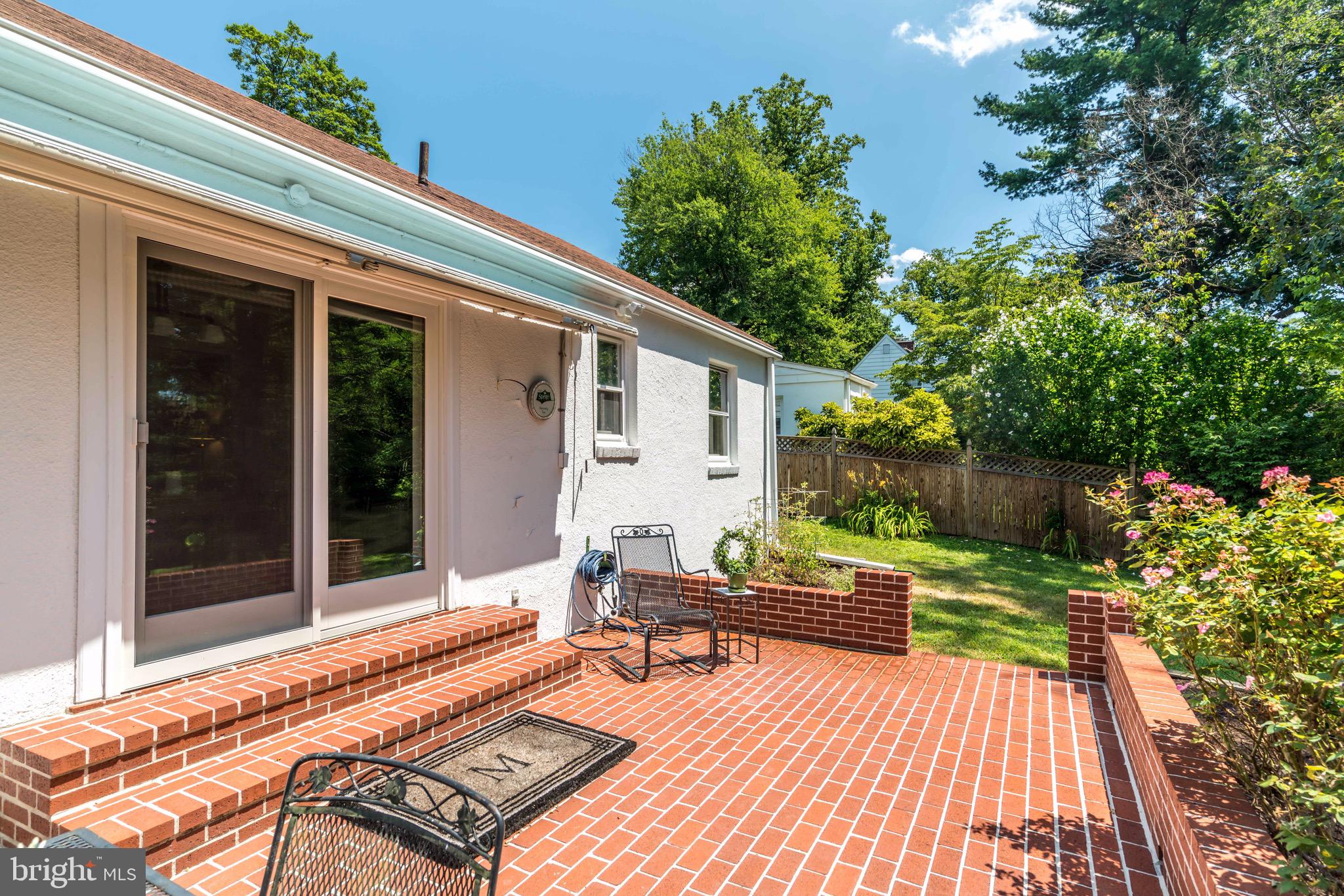 407 Range Road Towson, MD 21204 - Photo 21 of 28 wonderful brick terrace w/ sitting wall