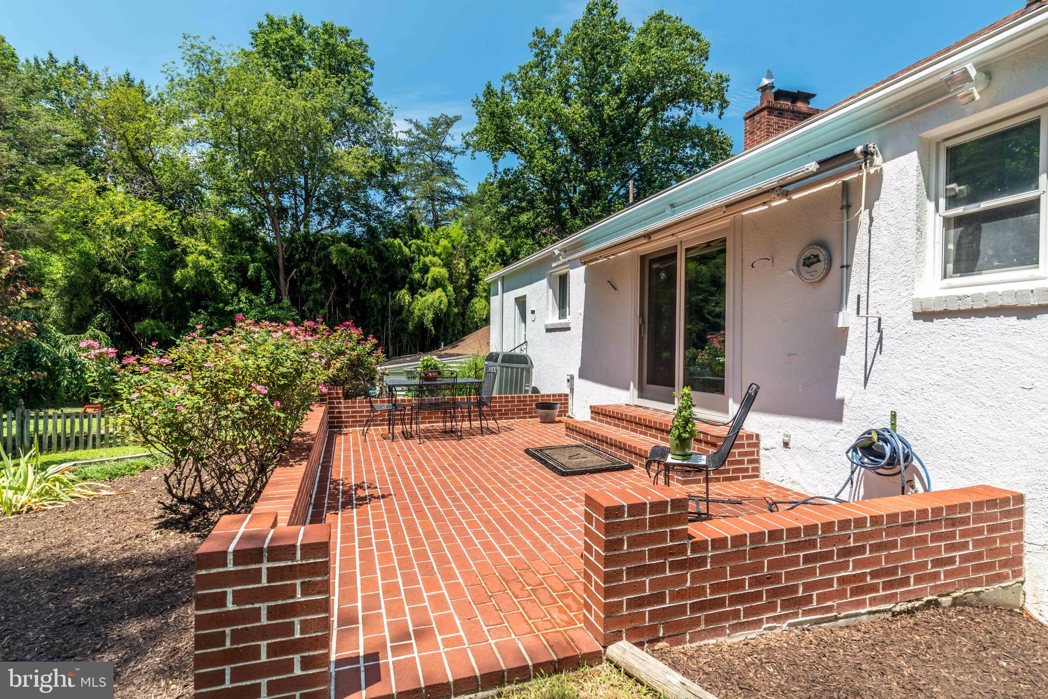 407 Range Road Towson, MD 21204 - Photo 22 of 28 don't miss that it has a retractable awning