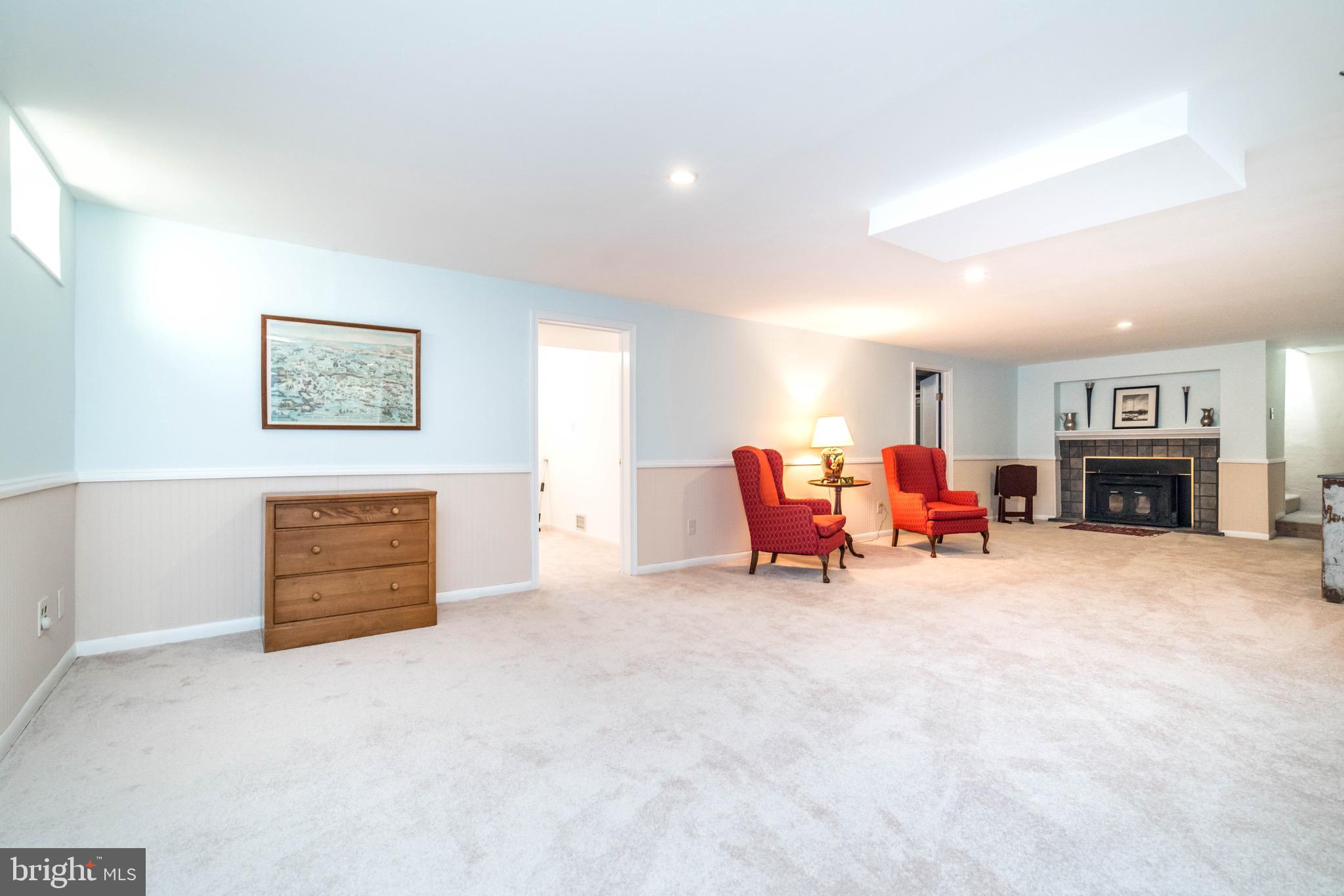 407 Range Road Towson, MD 21204 - Photo 24 of 28 Clubroom is HUGE