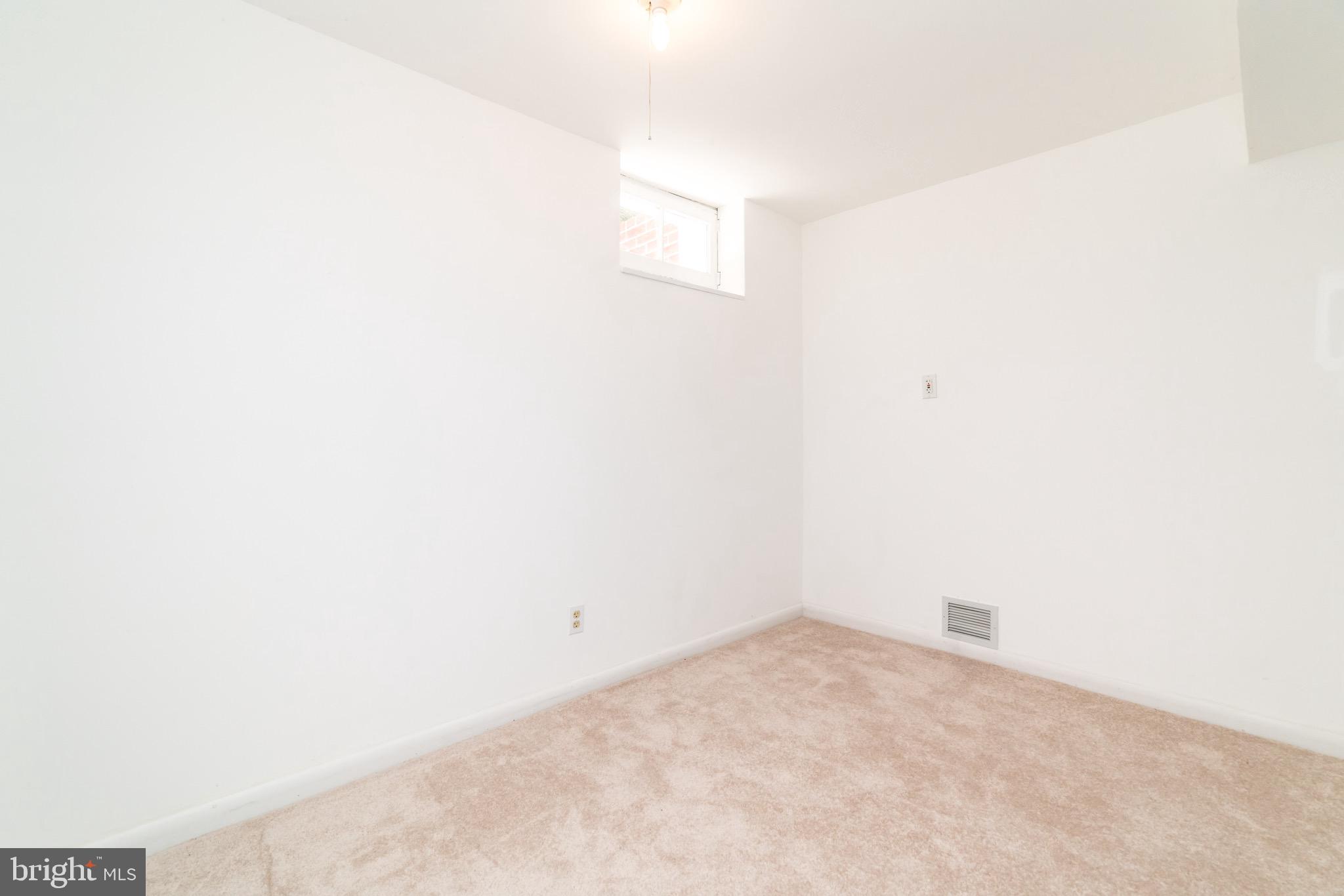 407 Range Road Towson, MD 21204 - Photo 27 of 28 Potential 3rd bedroom