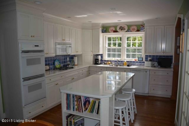 531 Ridgewood Road Louisville, KY 40207 - Photo 6 of 45 5