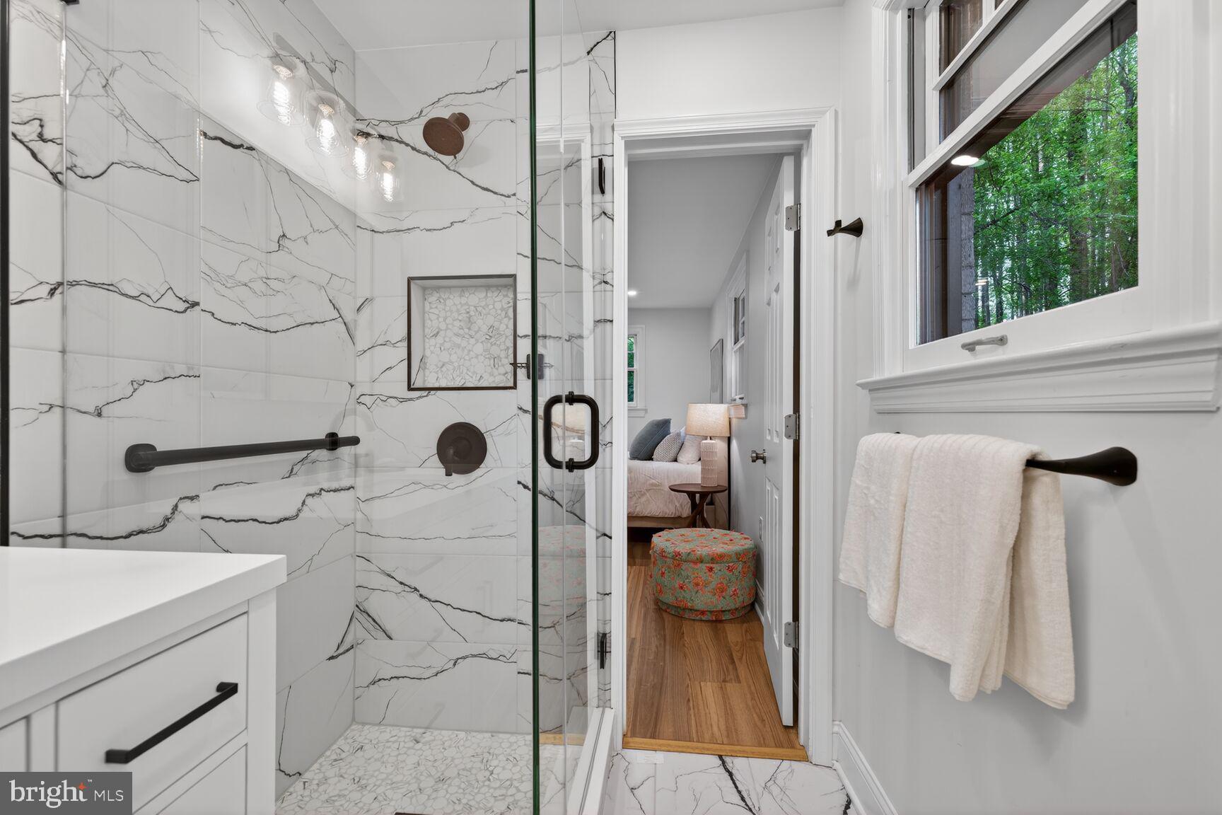 14010 Berryville Road Darnestown, MD 20874 - Photo 15 of 38