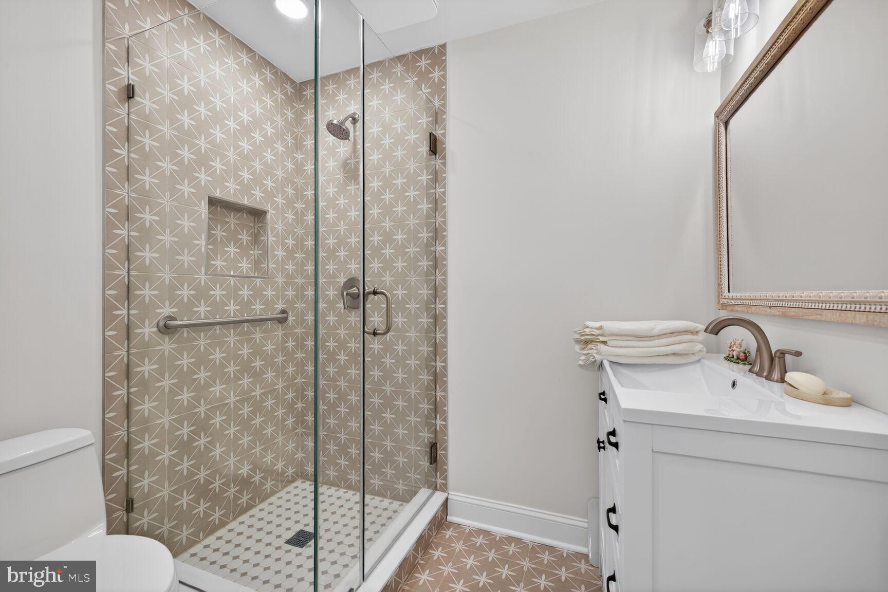 14010 Berryville Road Darnestown, MD 20874 - Photo 21 of 38