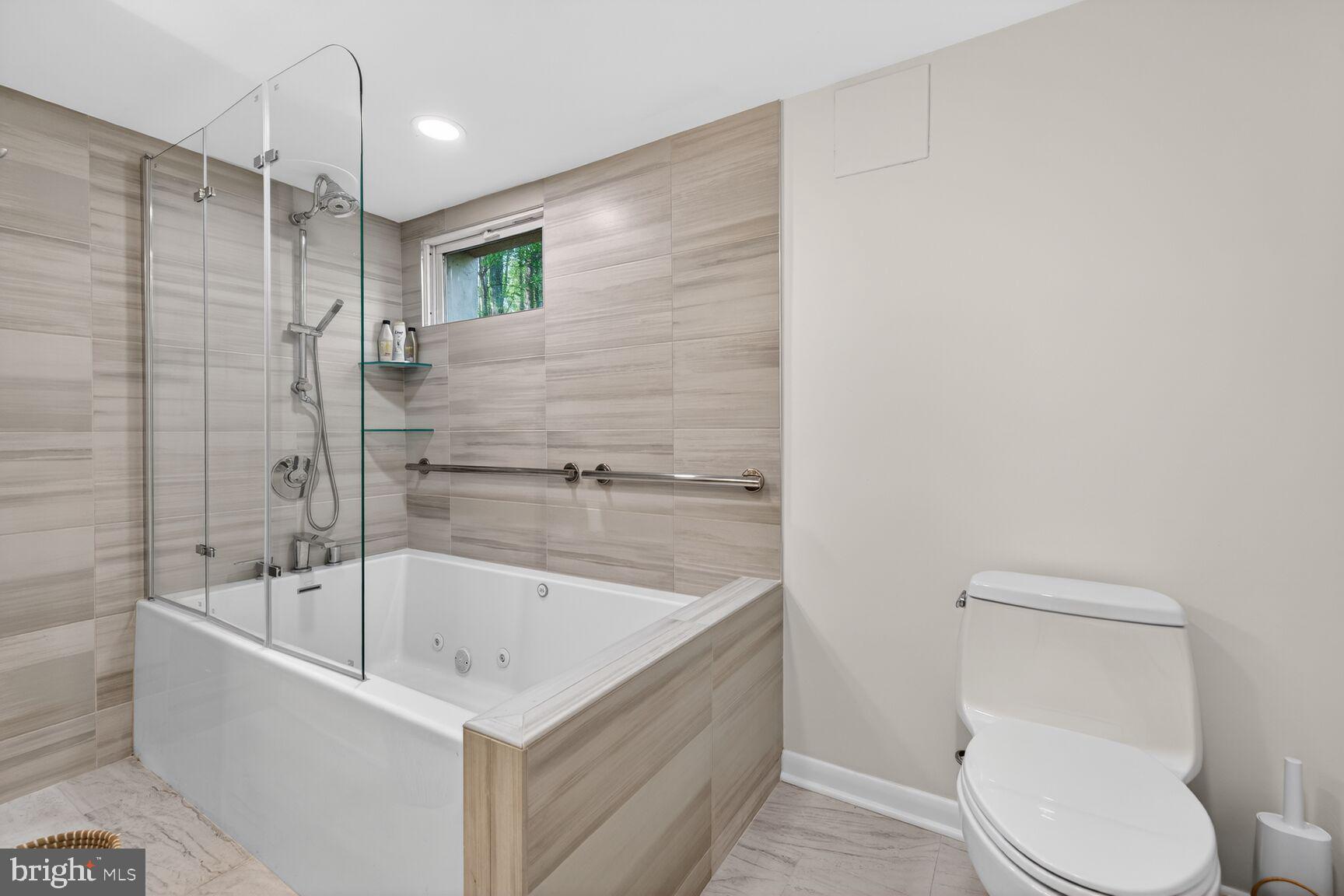 14010 Berryville Road Darnestown, MD 20874 - Photo 26 of 38