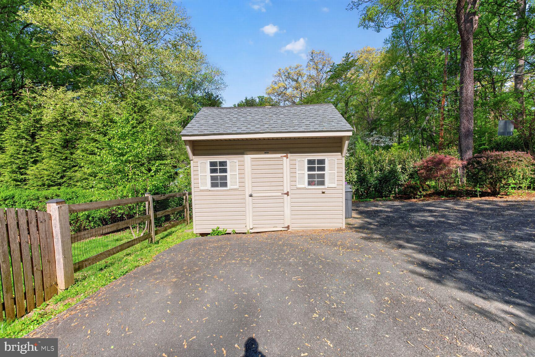 14010 Berryville Road Darnestown, MD 20874 - Photo 33 of 38