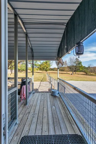 a view of entryway with a rug
