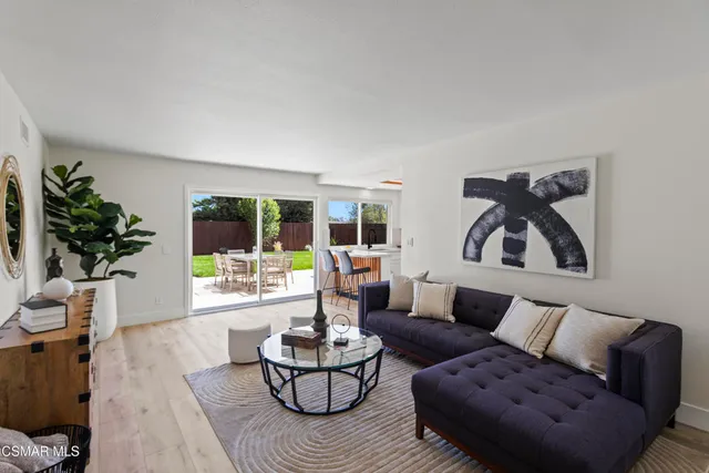 $1,099,000 | 416 Camino Dos Palos, Thousand Oaks, CA 91360