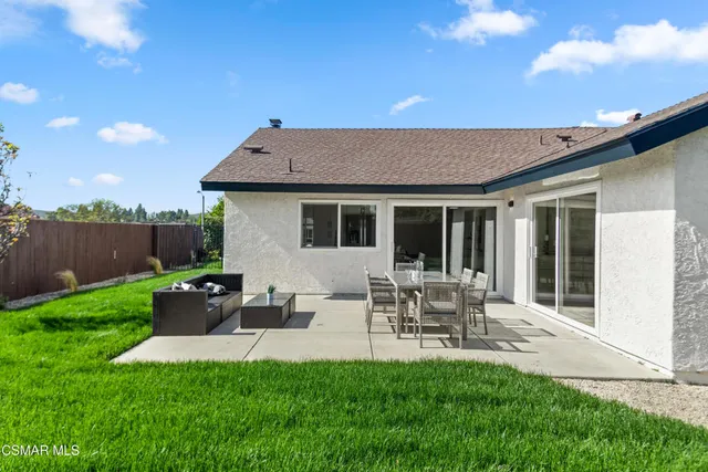 $1,099,000 | 416 Camino Dos Palos, Thousand Oaks, CA 91360