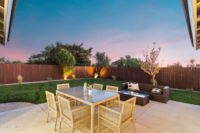 $1,099,000 | 416 Camino Dos Palos, Thousand Oaks, CA 91360