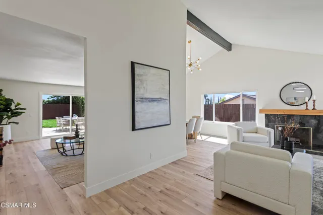 $1,099,000 | 416 Camino Dos Palos, Thousand Oaks, CA 91360