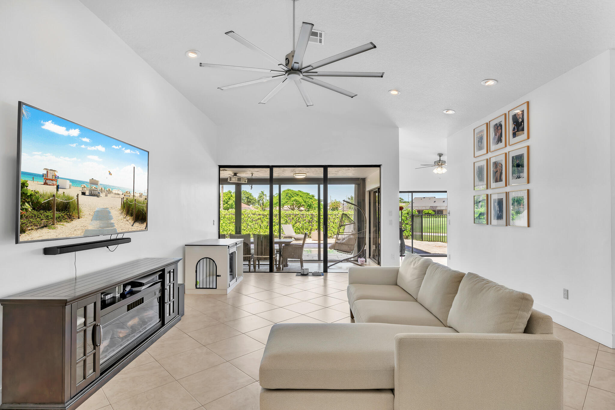 10255 Sunset Bend Drive Boca Raton, FL 33428 - Photo 12 of 88 4 Living Area (2)