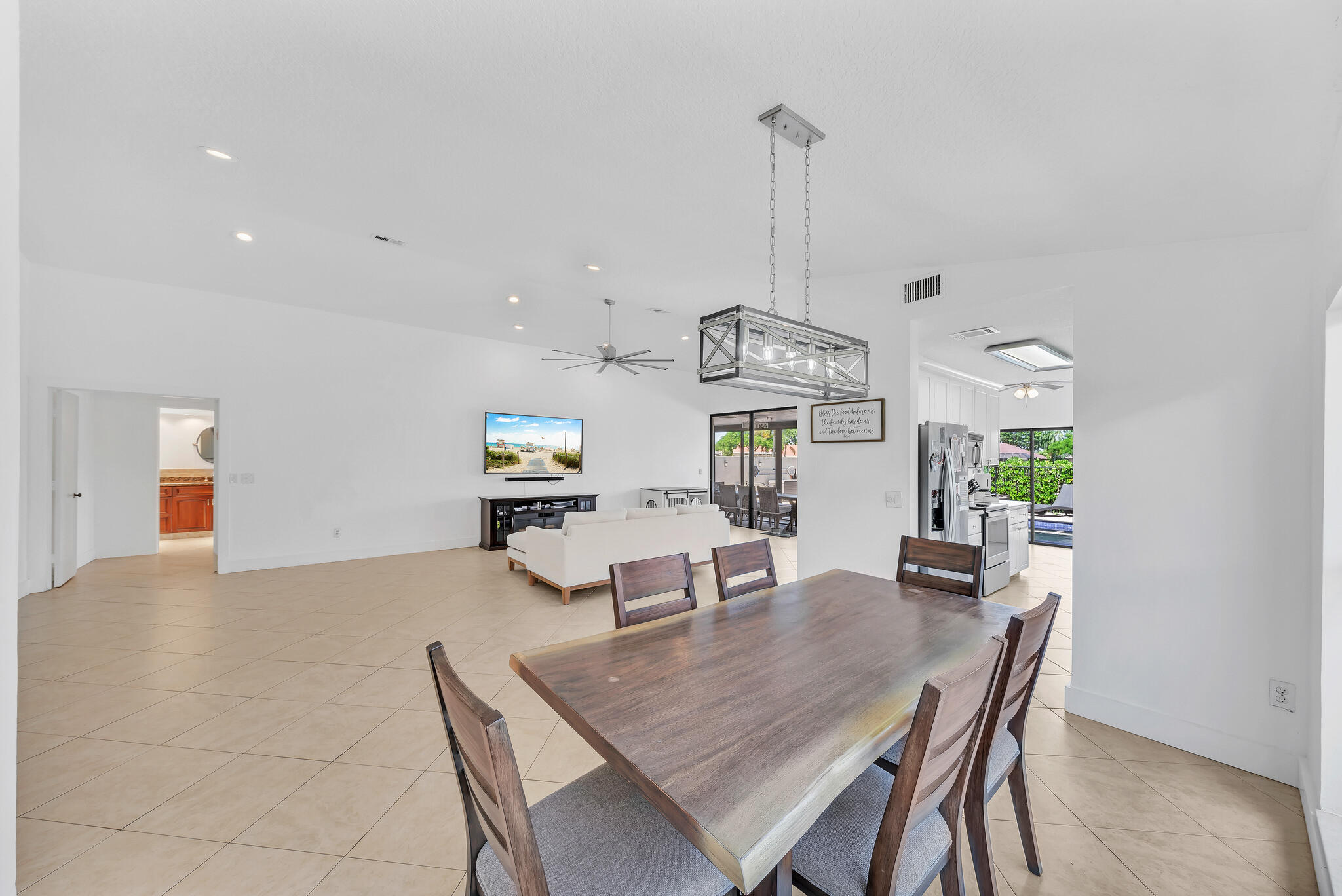 10255 Sunset Bend Drive Boca Raton, FL 33428 - Photo 19 of 88 13 Dining Area