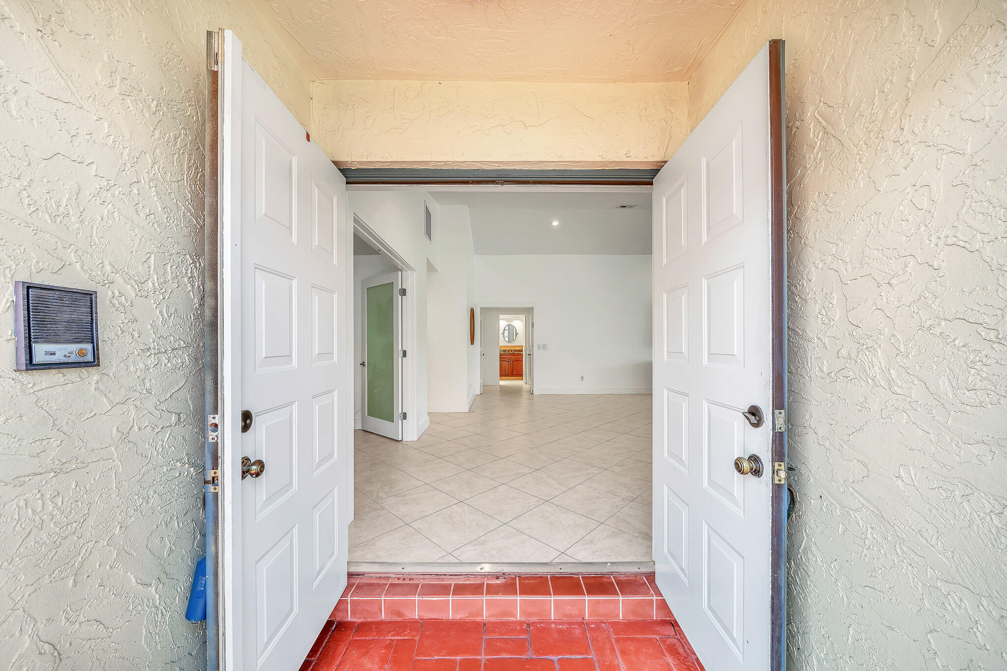 10255 Sunset Bend Drive Boca Raton, FL 33428 - Photo 2 of 88 2 Entryway (3)