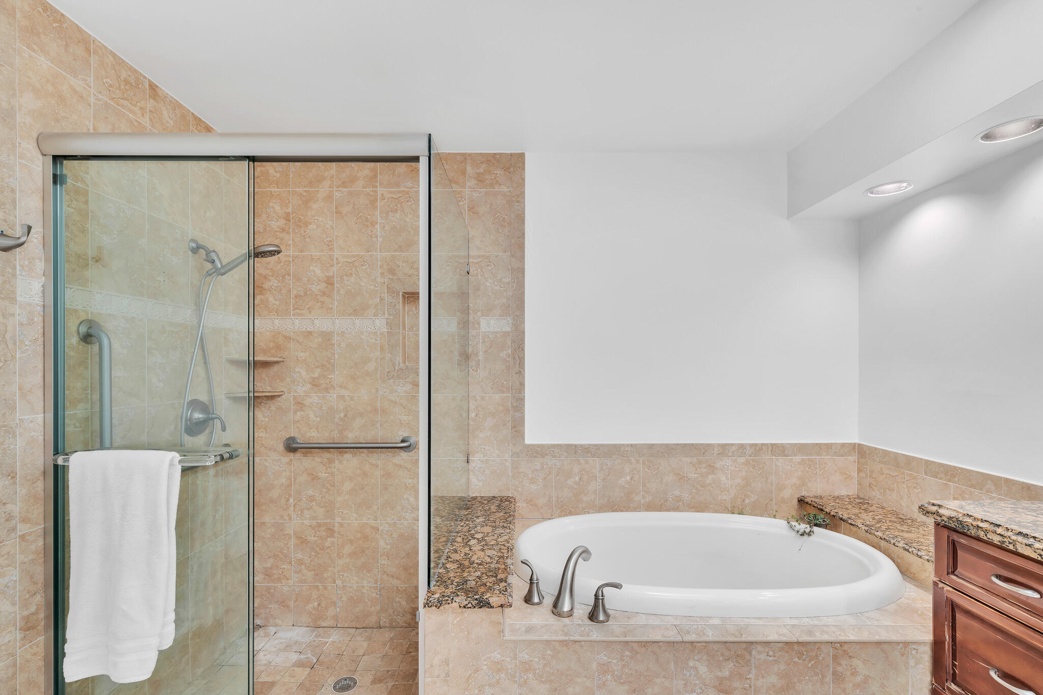 10255 Sunset Bend Drive Boca Raton, FL 33428 - Photo 31 of 88 20 Primary Bathroom (2)