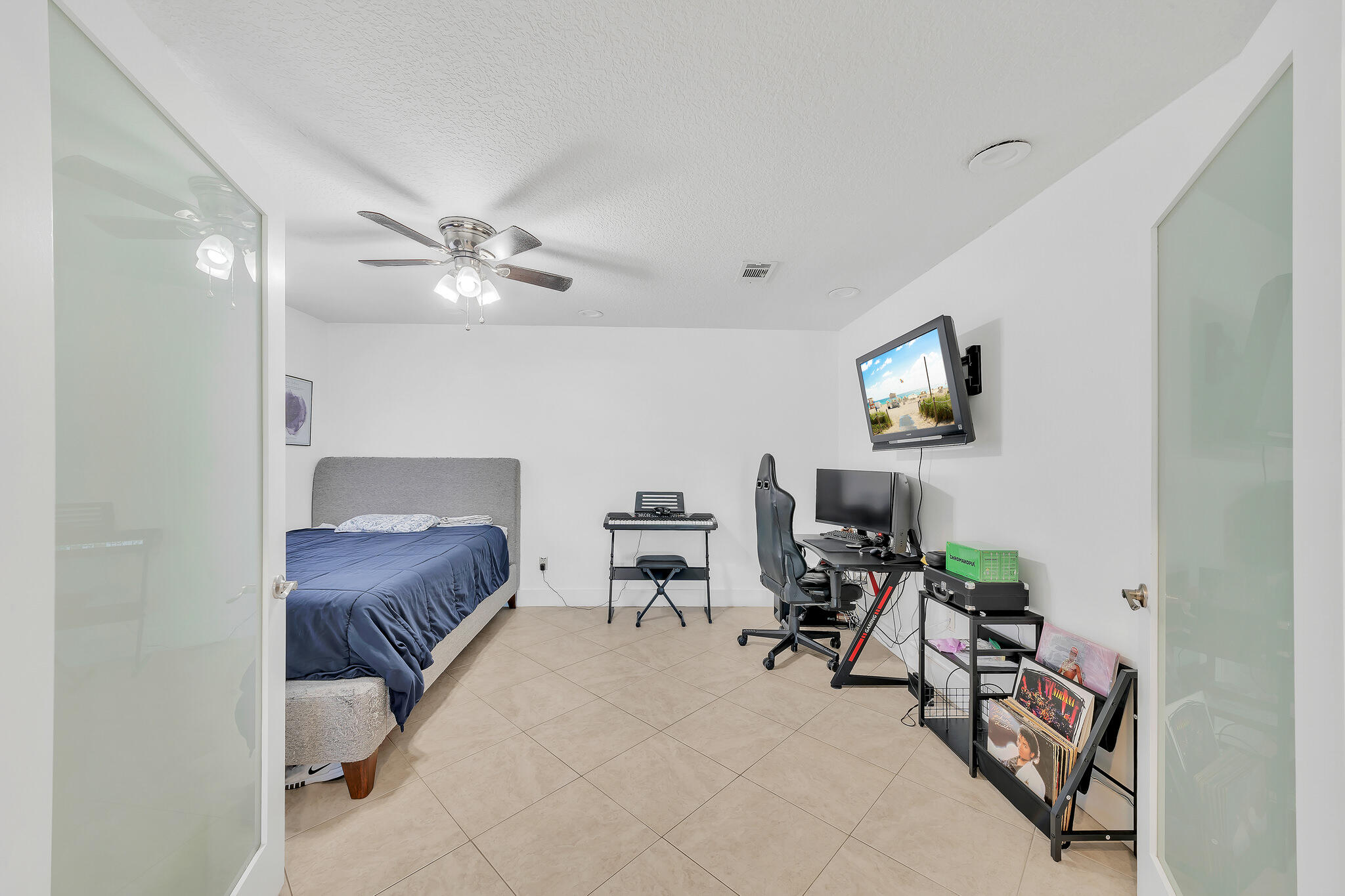 10255 Sunset Bend Drive Boca Raton, FL 33428 - Photo 35 of 88 23 Guest Bedroom A (1)