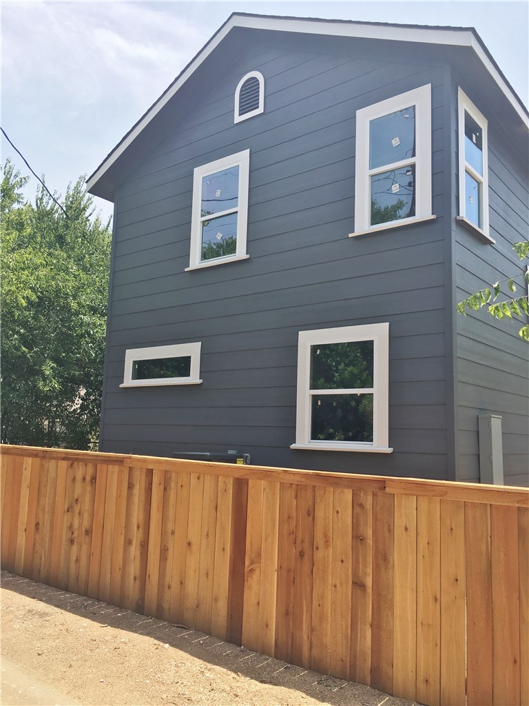 700 East 45th Street, Unit B Austin, TX 78751 - Photo 1 of 1 a front view of a house