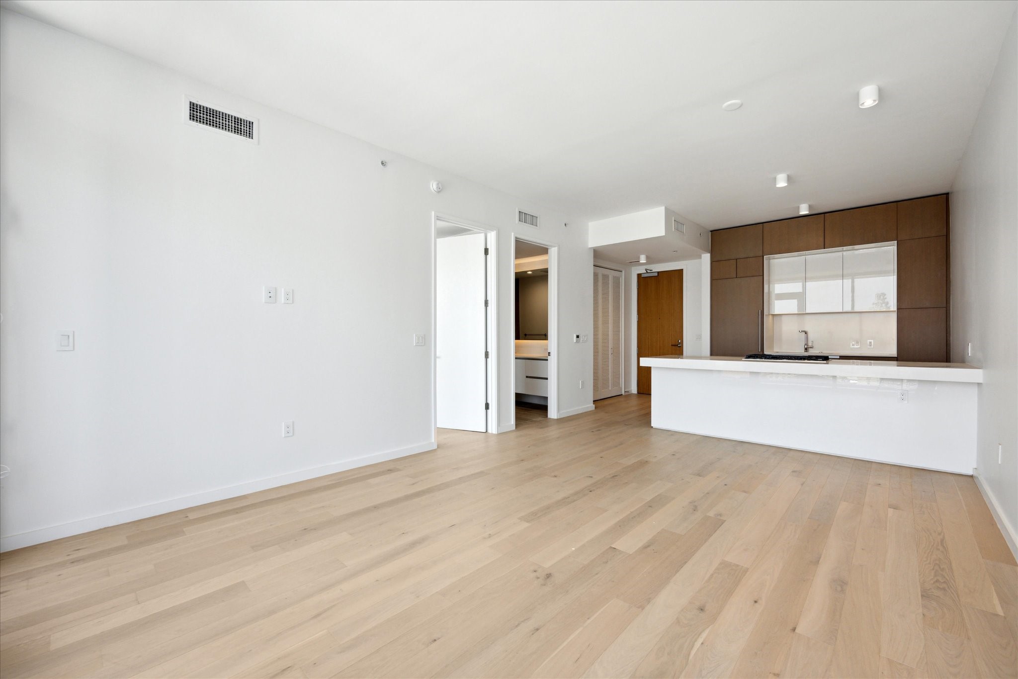 313 West 17th Street, Unit 1502 Austin, TX 78701 - Photo 11 of 27
