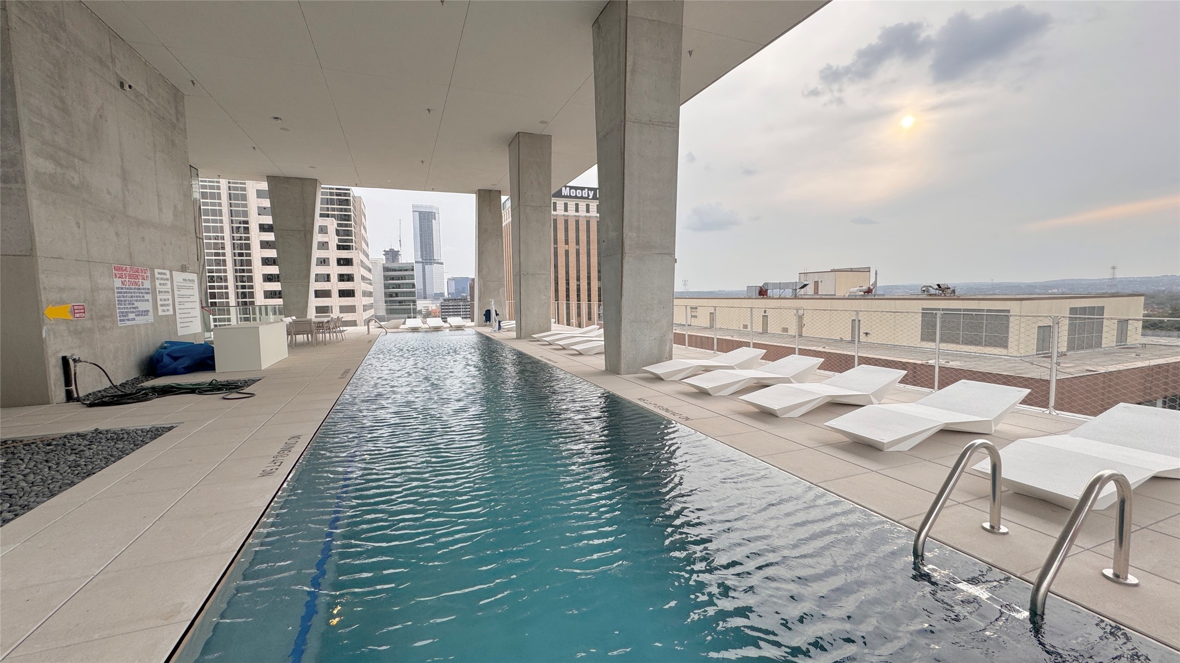 313 West 17th Street, Unit 1502 Austin, TX 78701 - Photo 16 of 27