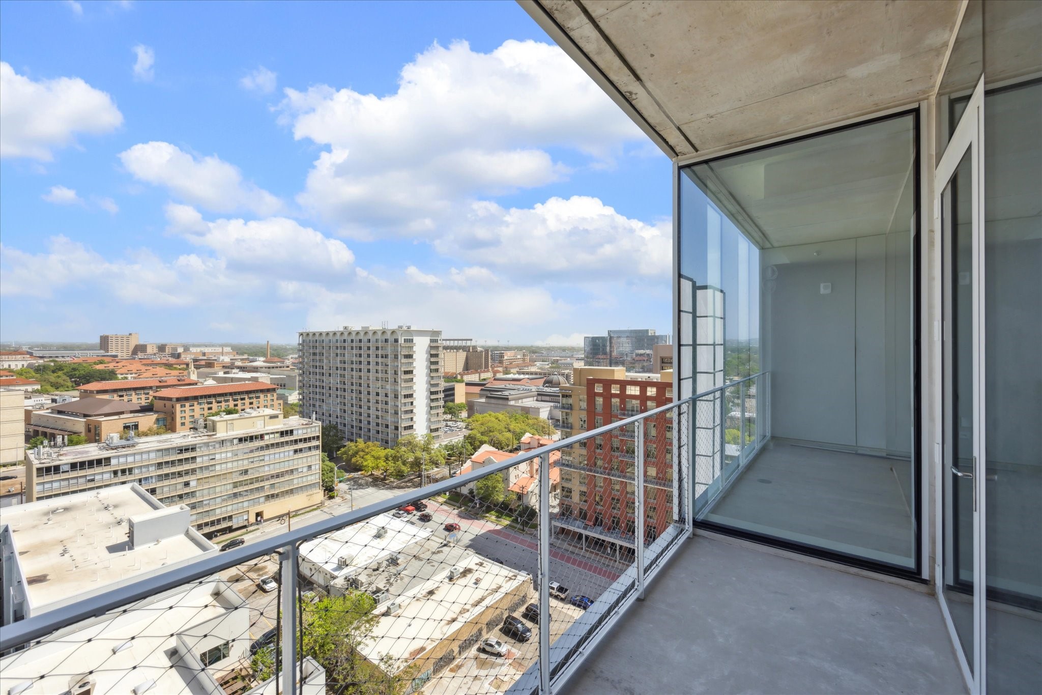 313 West 17th Street, Unit 1502 Austin, TX 78701 - Photo 5 of 27