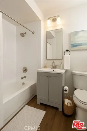 $2,700 | 2627 San Marino Street, Los Angeles, CA 90006