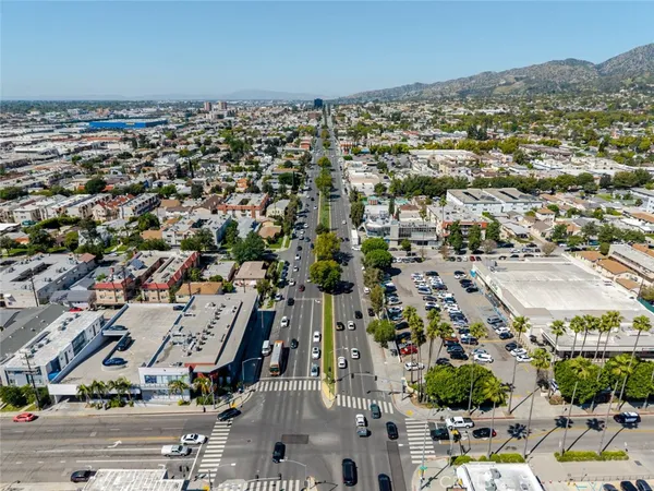 $2,250 | 1051 Western Avenue, Unit C, Glendale, CA 91201