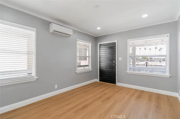 $2,250 | 1051 Western Avenue, Unit C, Glendale, CA 91201