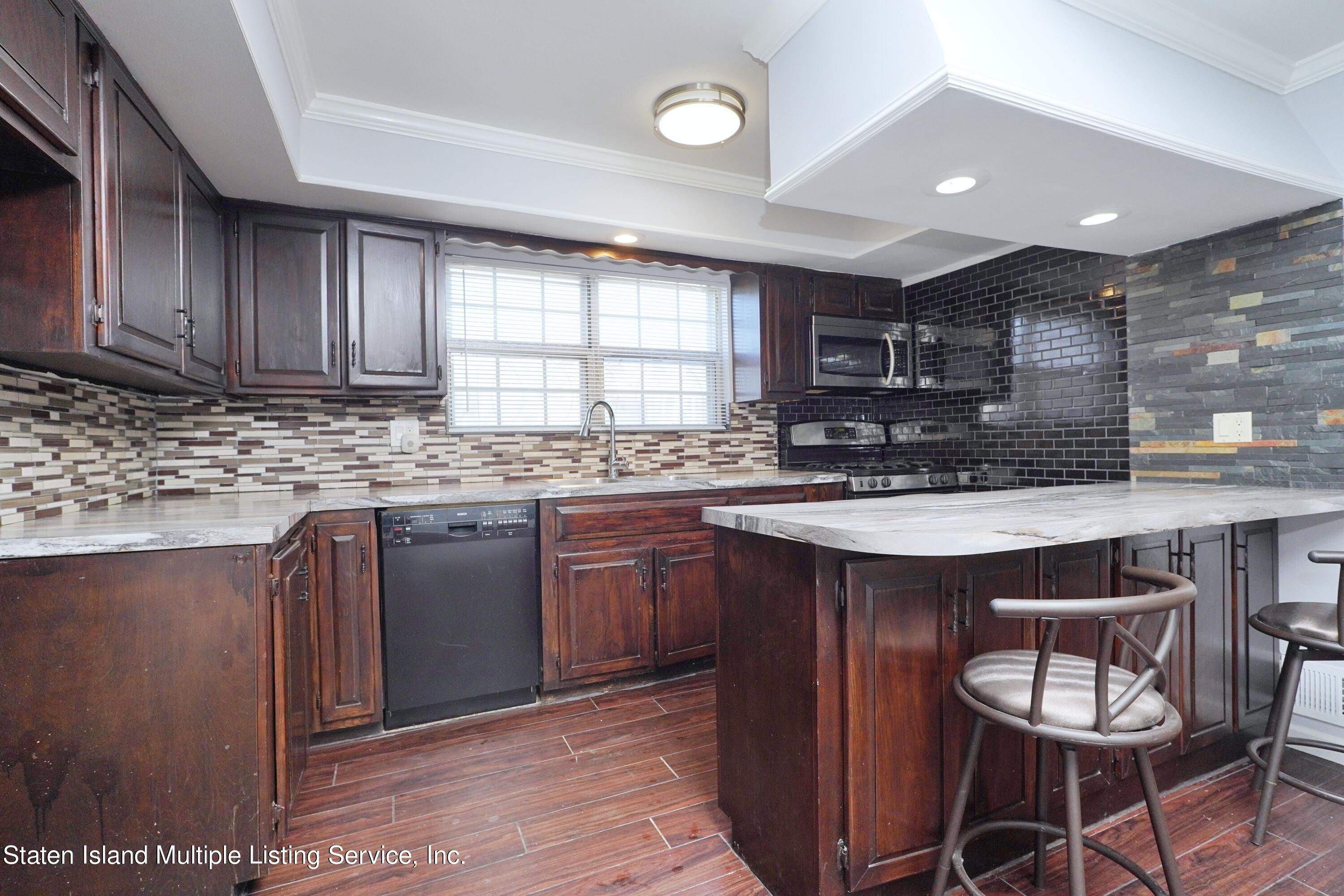 95 Goller Place Staten Island, NY 10314 - Photo 2 of 37 goller 1st flr kit 2