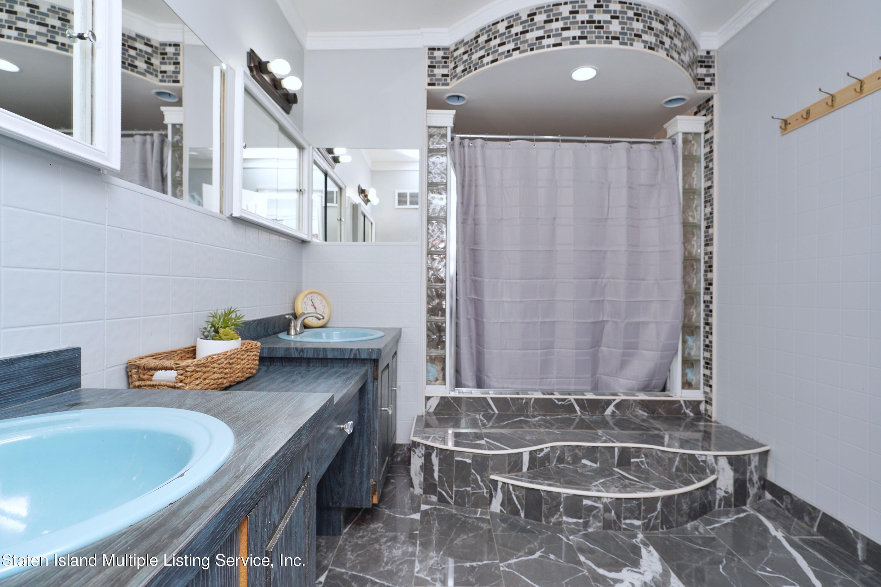 95 Goller Place Staten Island, NY 10314 - Photo 29 of 37 goller 2nd flr bth 2