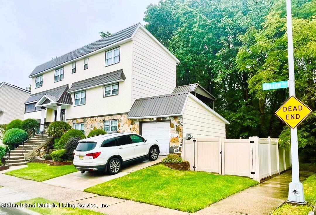 95 Goller Place Staten Island, NY 10314 - Photo 34 of 37 GOLLER FRONT 2