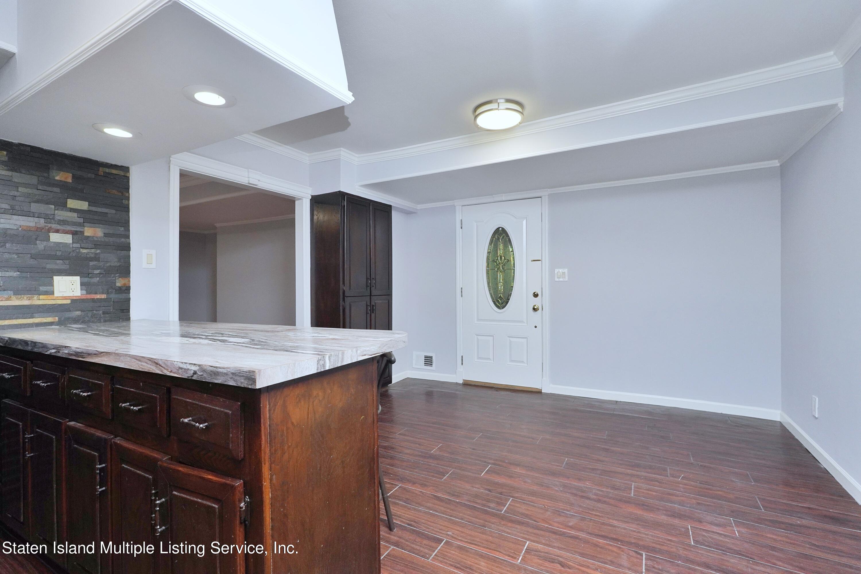 95 Goller Place Staten Island, NY 10314 - Photo 4 of 37 goller 1st flr kit 4